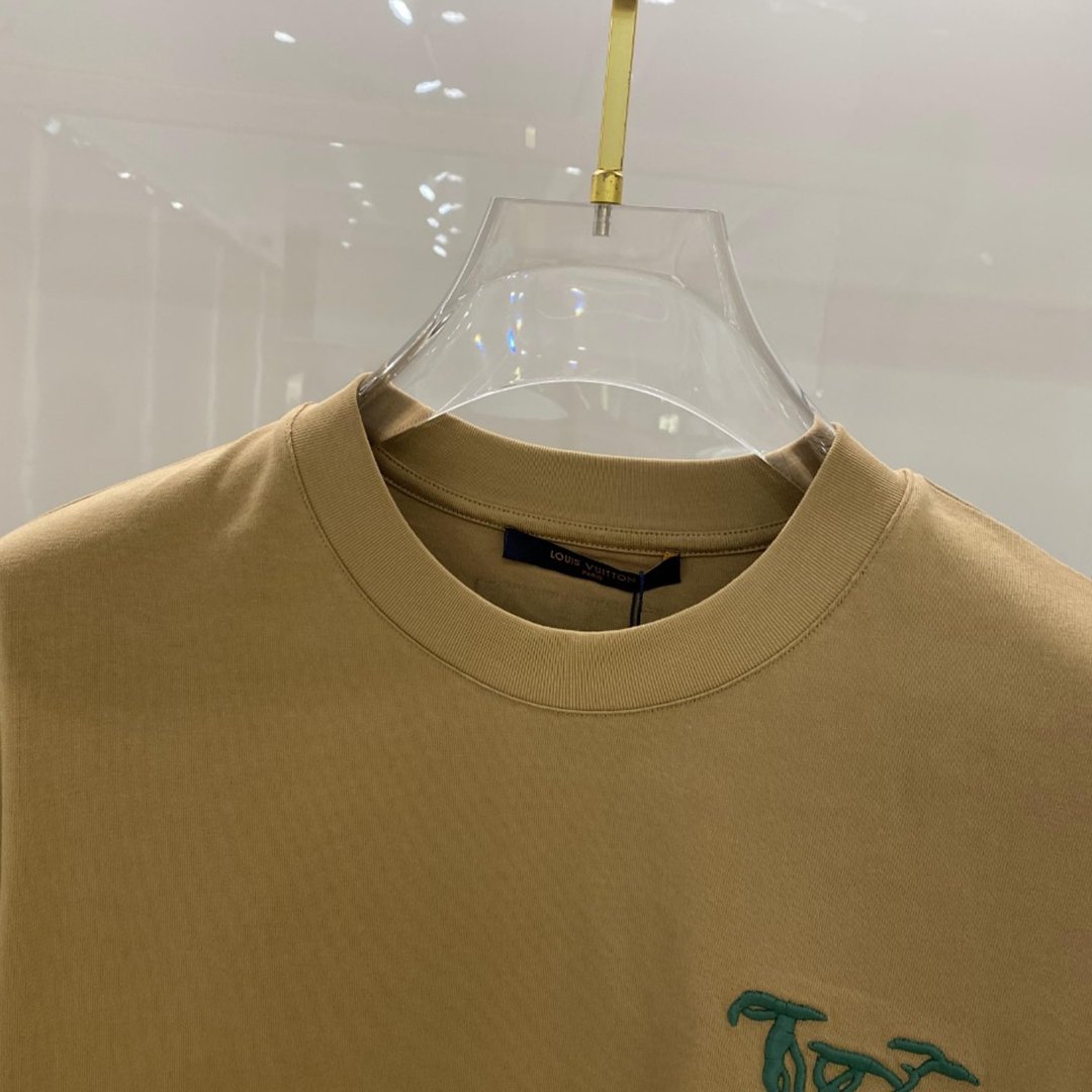頂級Louis Vuitton重工刺繡高仿衣服短袖T恤男裝