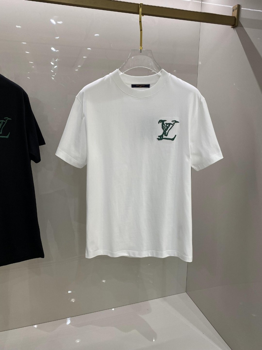 頂級高仿2024Louis Vuitton圓領短袖T恤