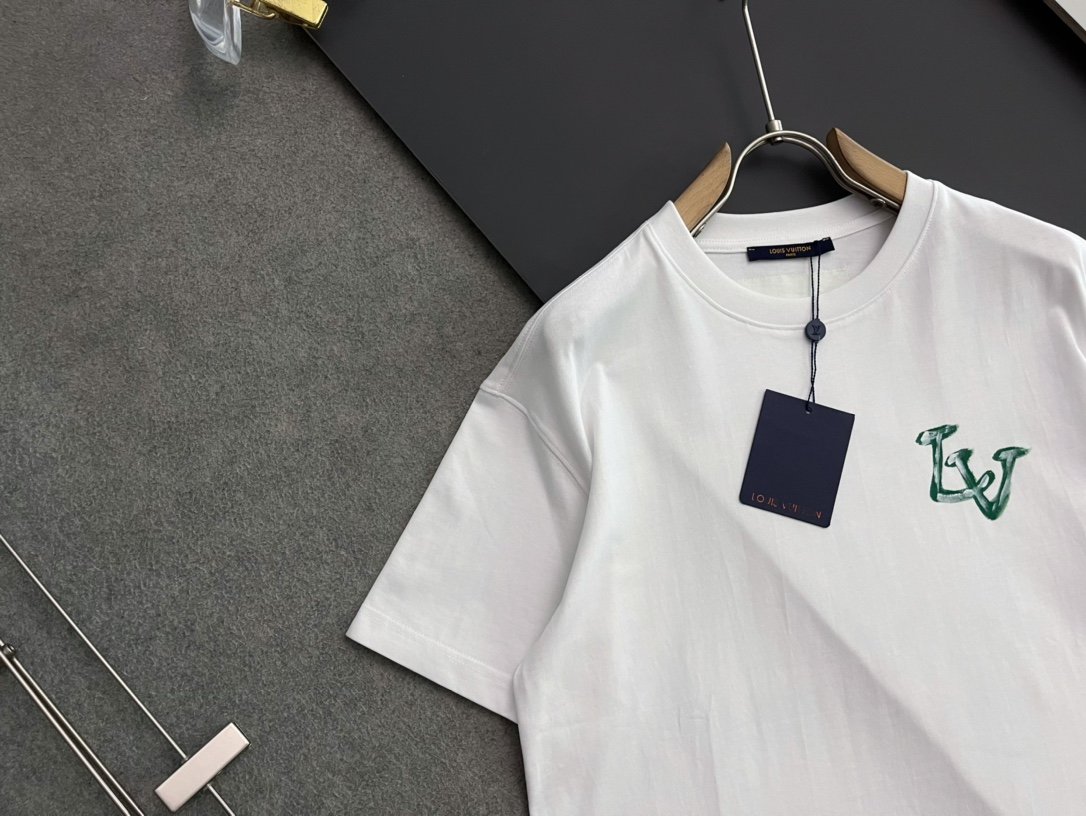 獨家精品路易威登LV高仿精品衣服男裝短袖T恤