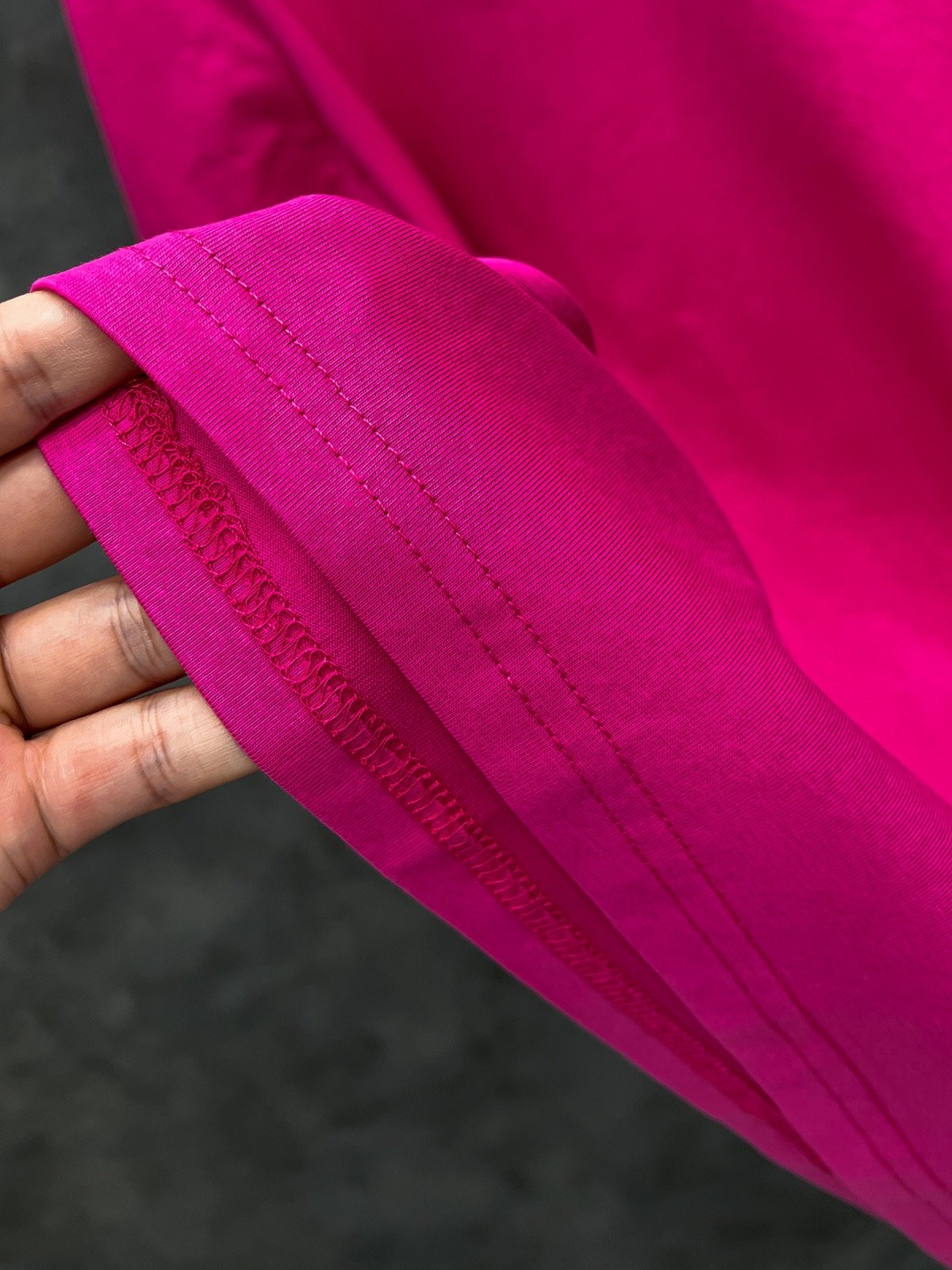 頂級原單LV路易威登刺繡純棉圓領短袖T恤 粉紅色