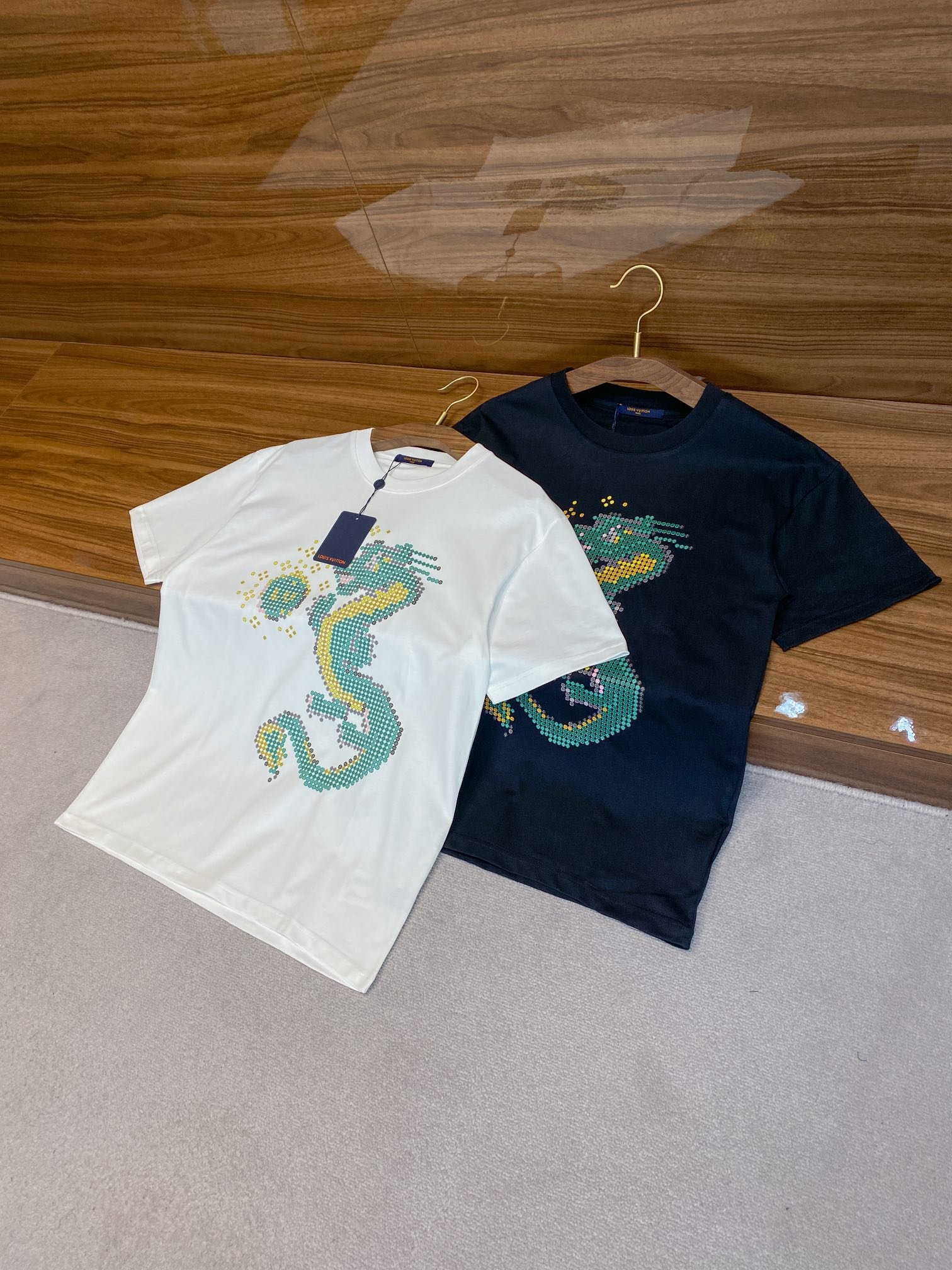 頂級奢侈品服裝歐美大牌高仿LV春夏新品純棉圓領短袖T恤
