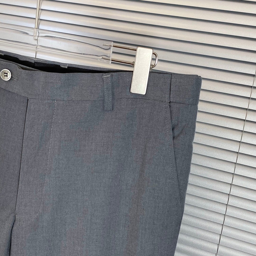Thom Browne湯姆佈朗高仿精品衣服西服套裝褲子西褲男裝