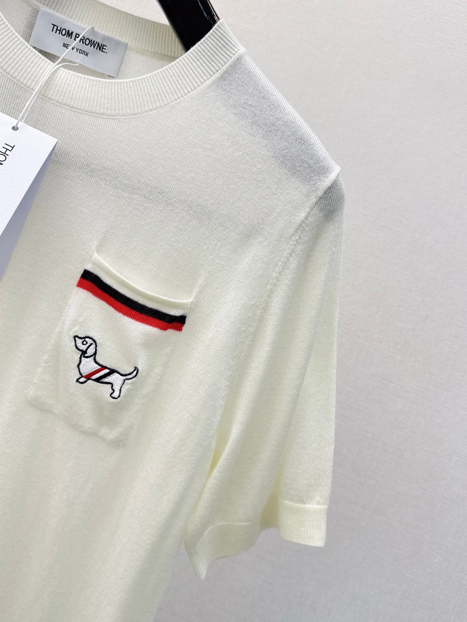 獨家精品特姆佈朗高仿A貨服裝學院風翻領天絲針織開衫