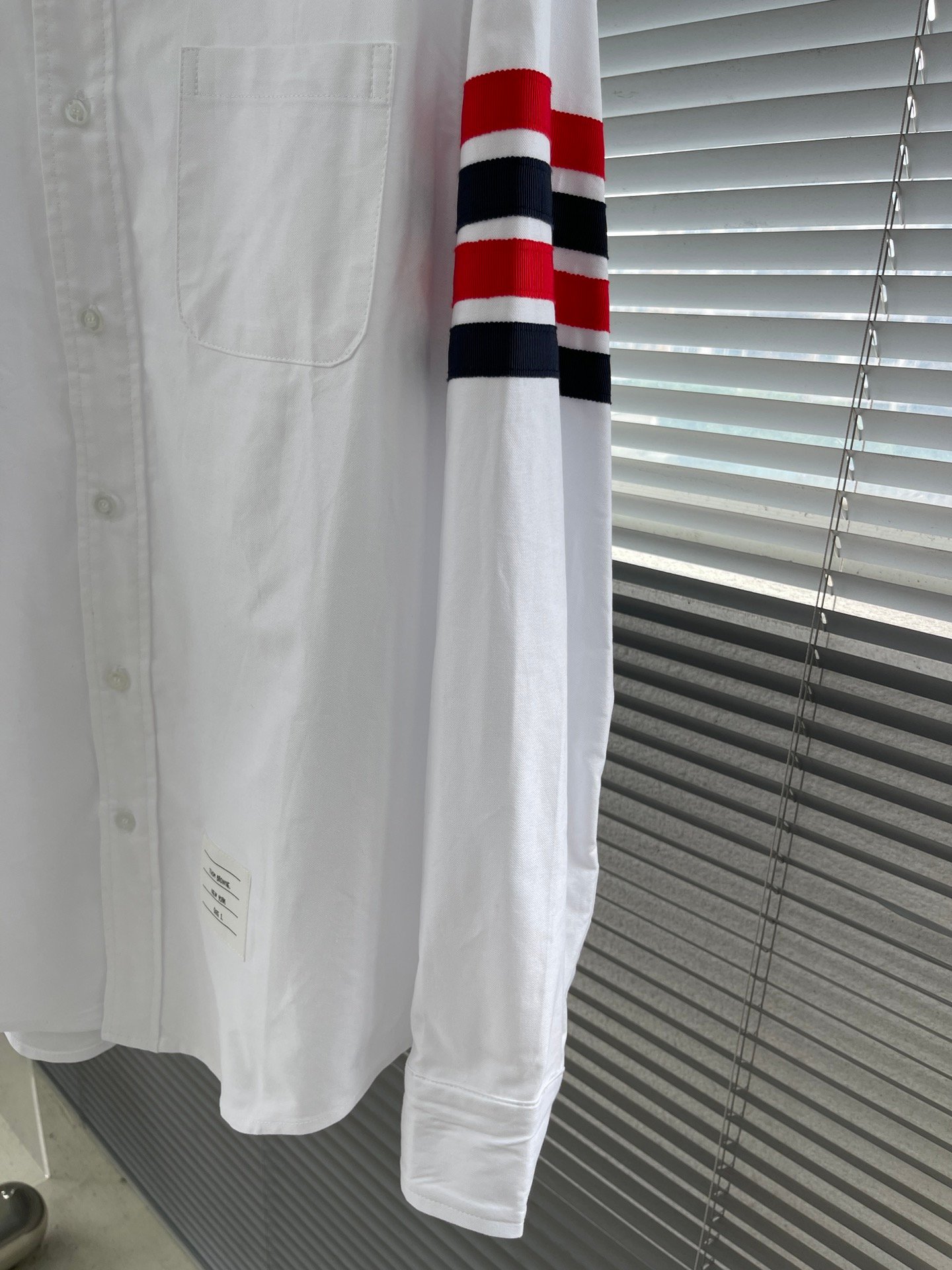 特姆佈朗撞色設計頂級高仿精品衣服長袖襯衣牛津紡