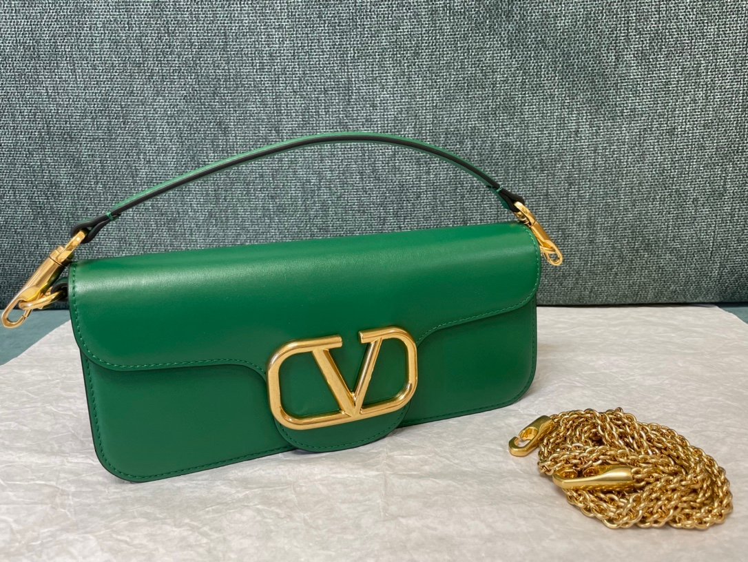 原單複刻VALENTINO華倫天奴包包 VLOGO SIGNATURE LOCÒ小牛皮手袋 緑