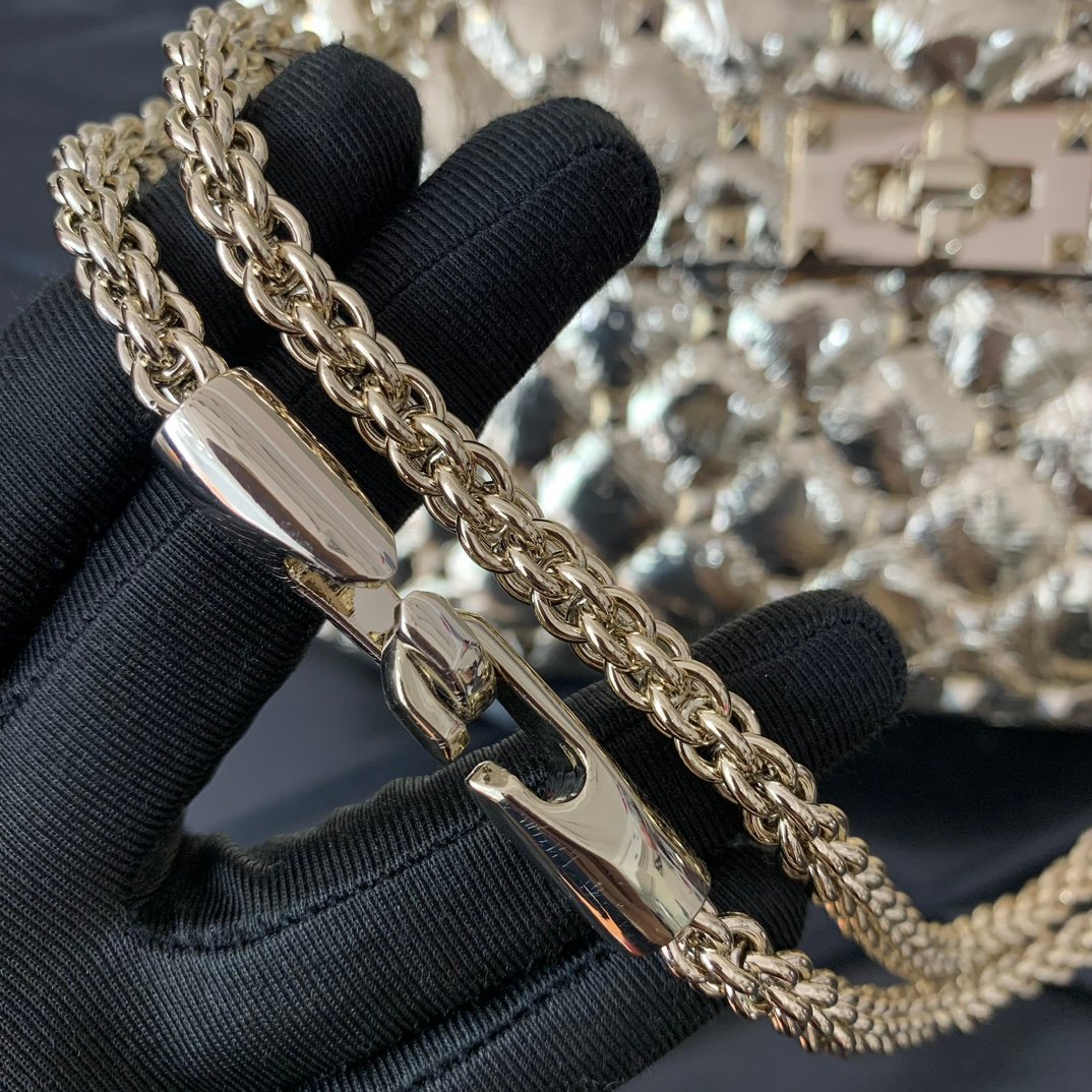 原單複刻VALENTINO華倫天奴包包 ROCKSTUD SPIKE中號軟牛革手袋 金色