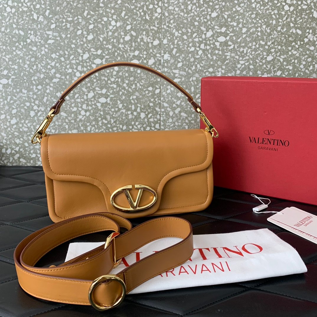 専櫃複刻VALENTINO華倫天奴包包 VLOGO SIGNATURE LOCÒ小牛皮手袋 棕色