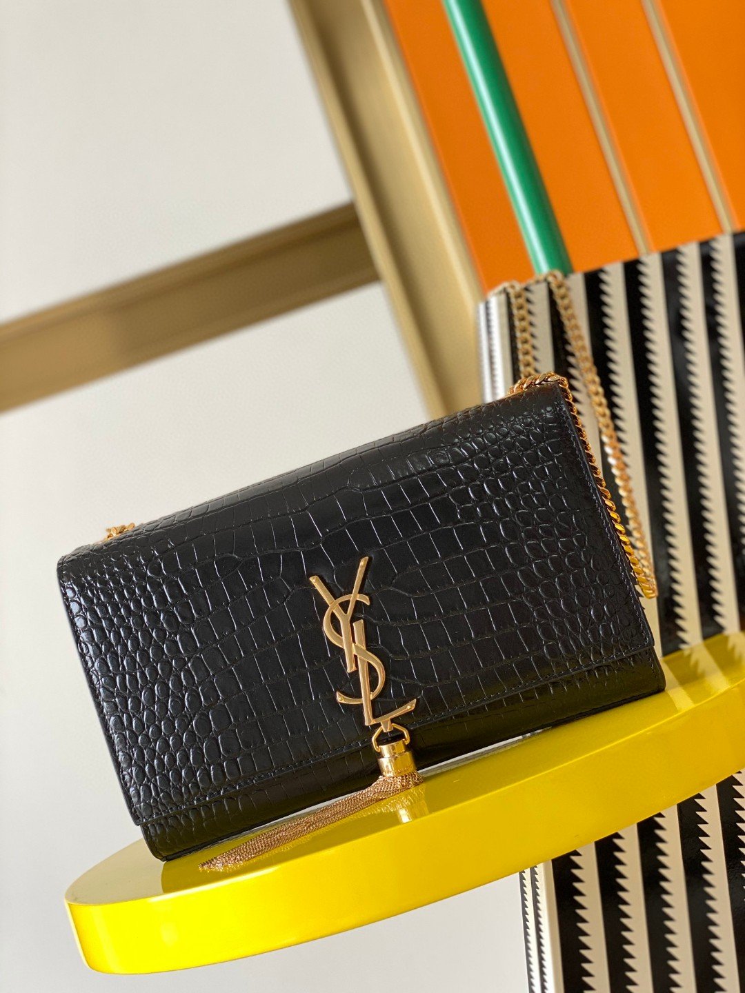 1比1複刻YSL聖羅蘭包包 kate鱷魚壓紋皮革中型流蘇手袋 黑金