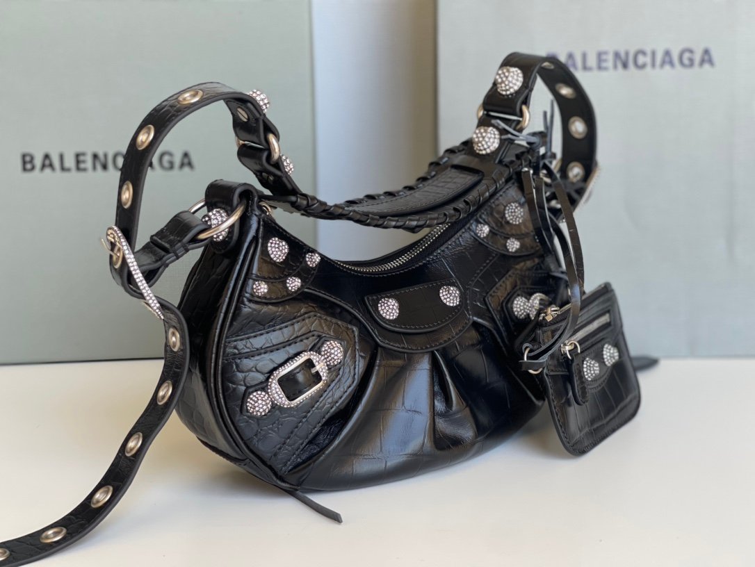 原單1比1 BALENCIAGA巴黎世家 LE CAGOLE 加小號鱷魚紋壓紋鑲萊茵石單肩包