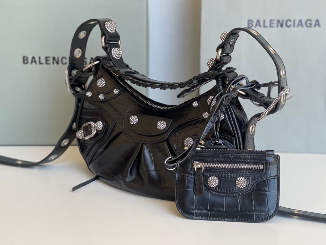 原單1比1 BALENCIAGA巴黎世家 LE CAGOLE 加小號鱷魚紋壓紋鑲萊茵石單肩包