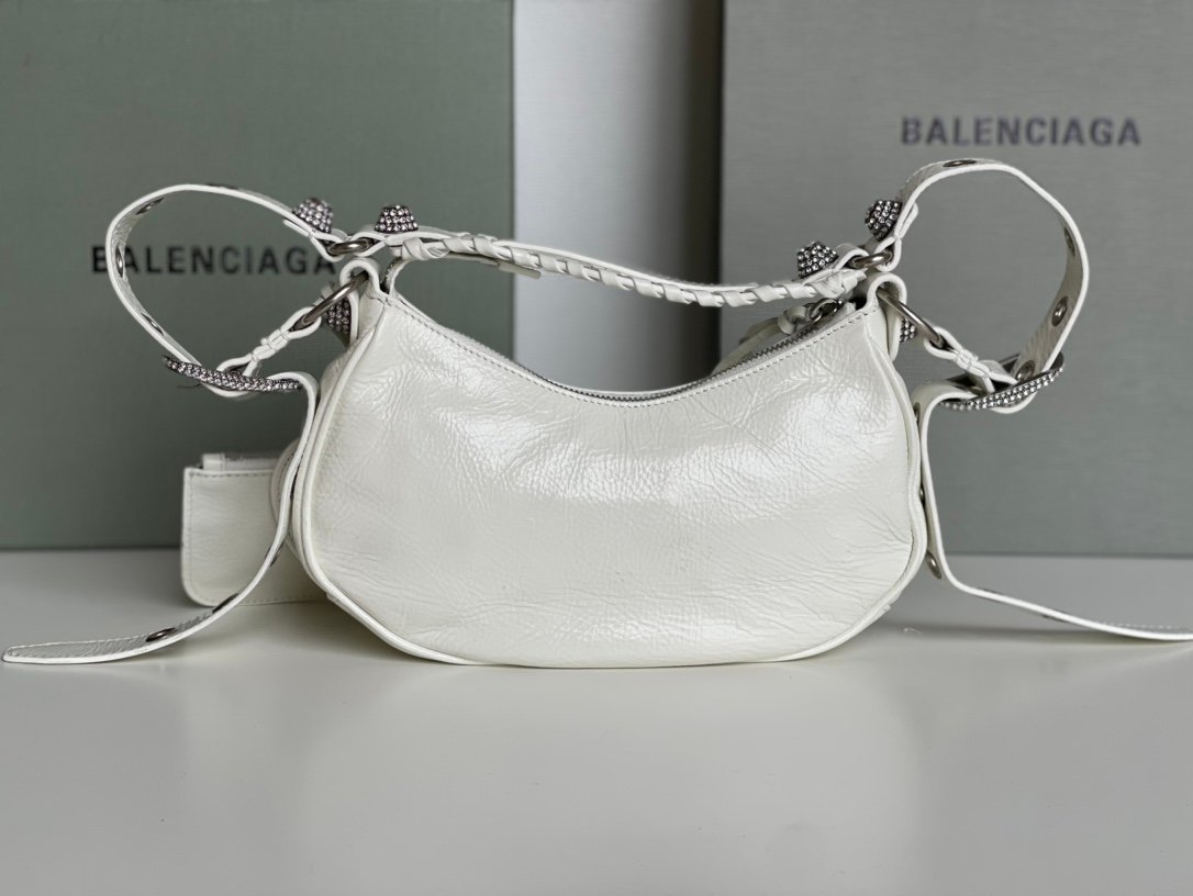高仿BALENCIAGA巴黎世家 LE CAGOLE 加小號油蠟皮白色鑲萊茵石單肩包