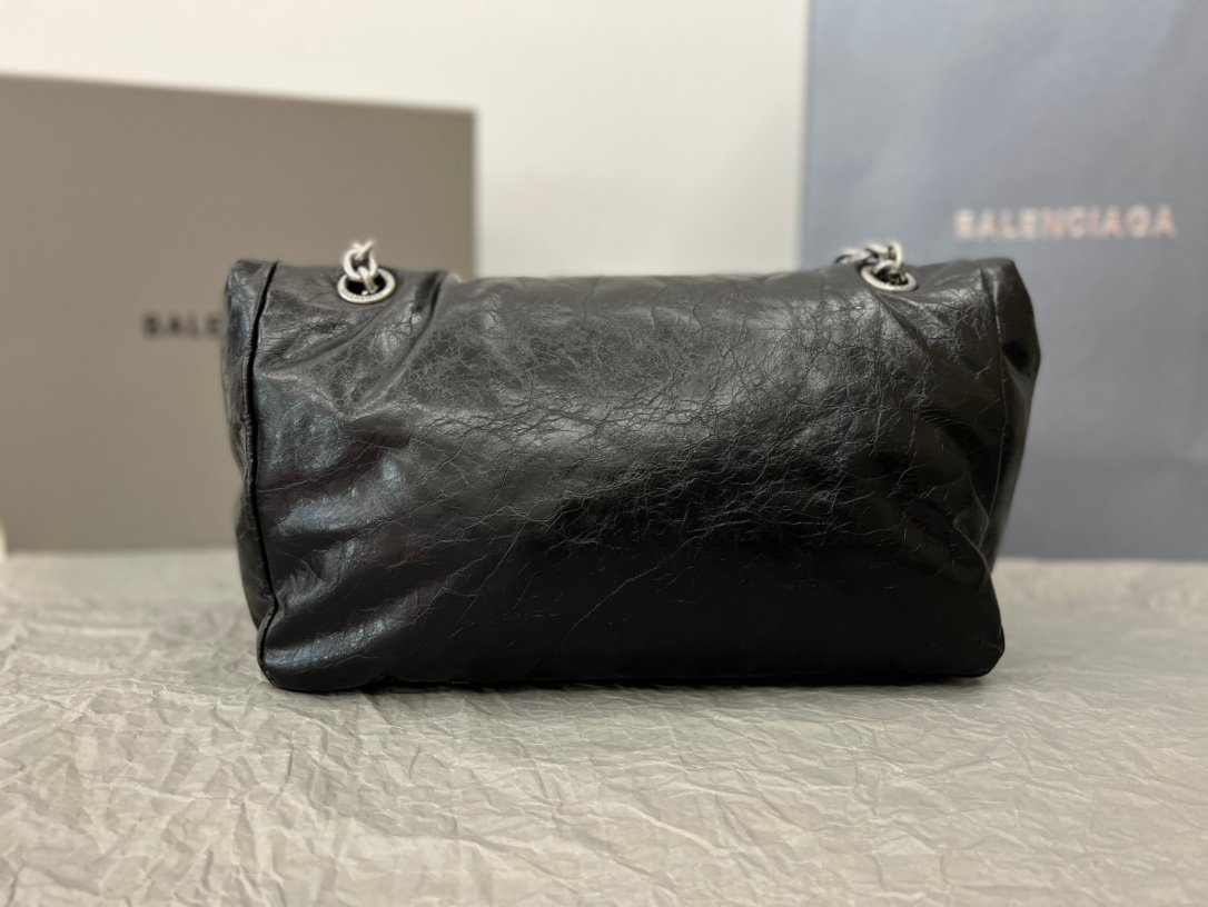 複刻BALENCIAGA巴黎世家 Monaco細紋牛皮革鏈帶包 小號油蠟黑銀