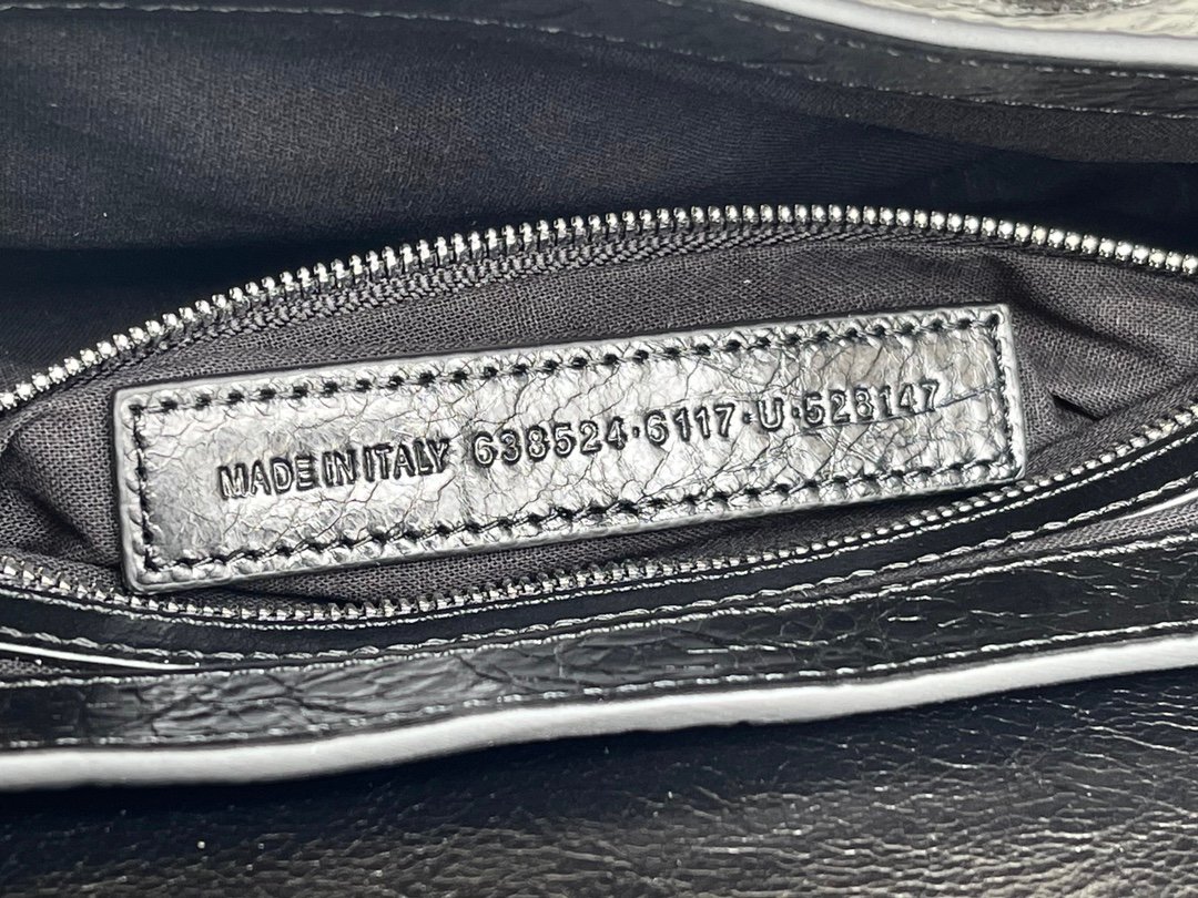 専櫃複刻BALENCIAGA巴黎世家 Le Cagole黑色細紋牛皮革小號單肩包