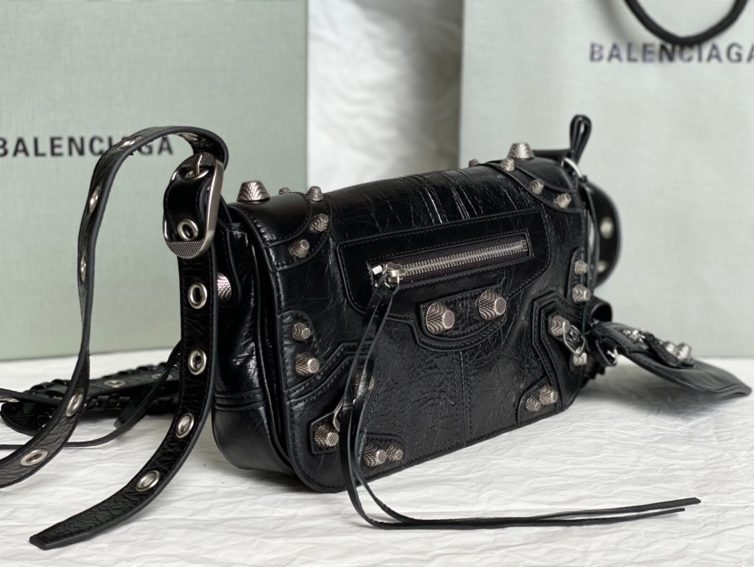 専櫃複刻BALENCIAGA巴黎世家 Le Cagole黑色細紋牛皮革小號單肩包