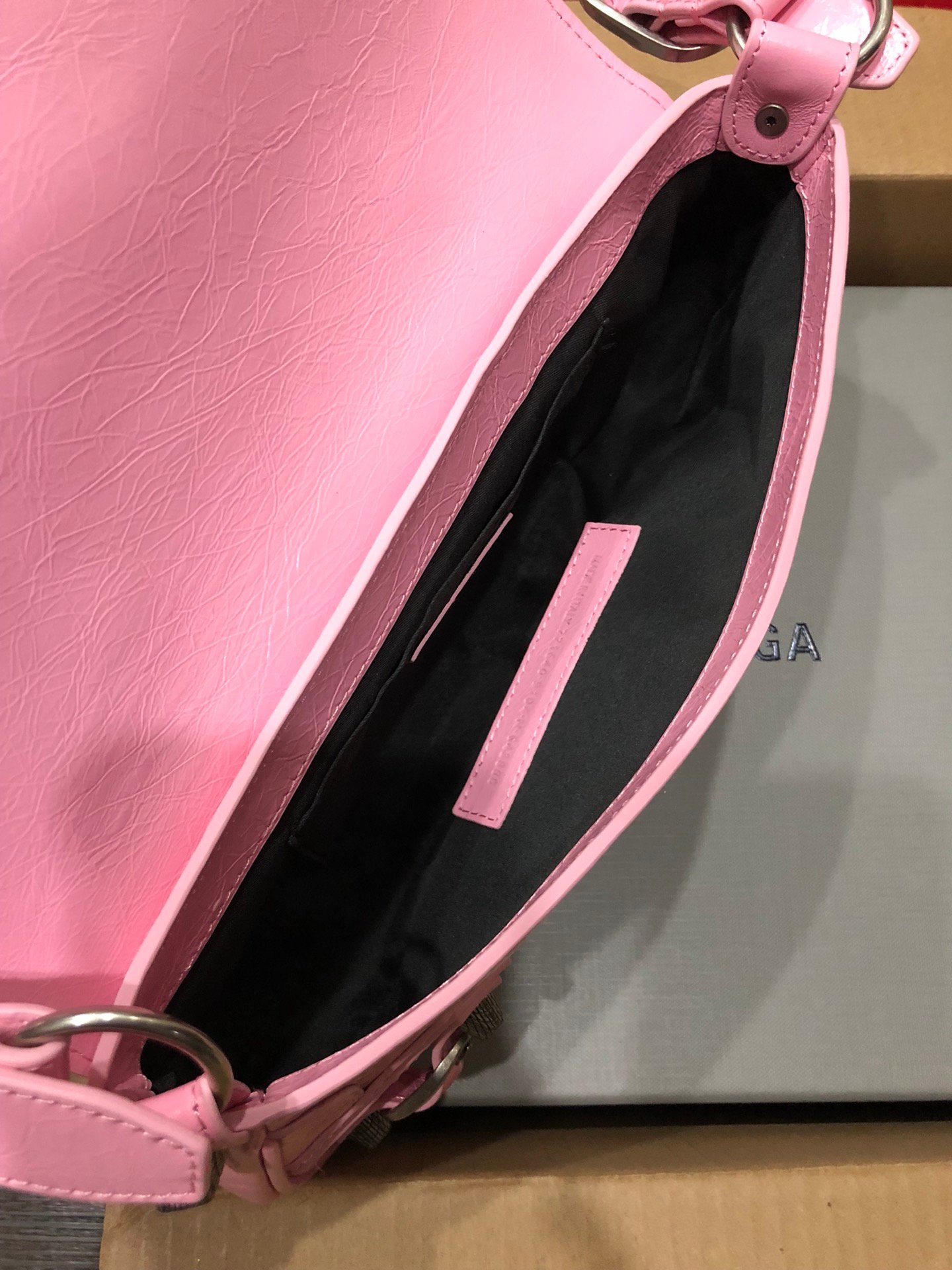 専櫃複刻BALENCIAGA巴黎世家 Le Cagole粉色細紋牛皮革大號單肩包