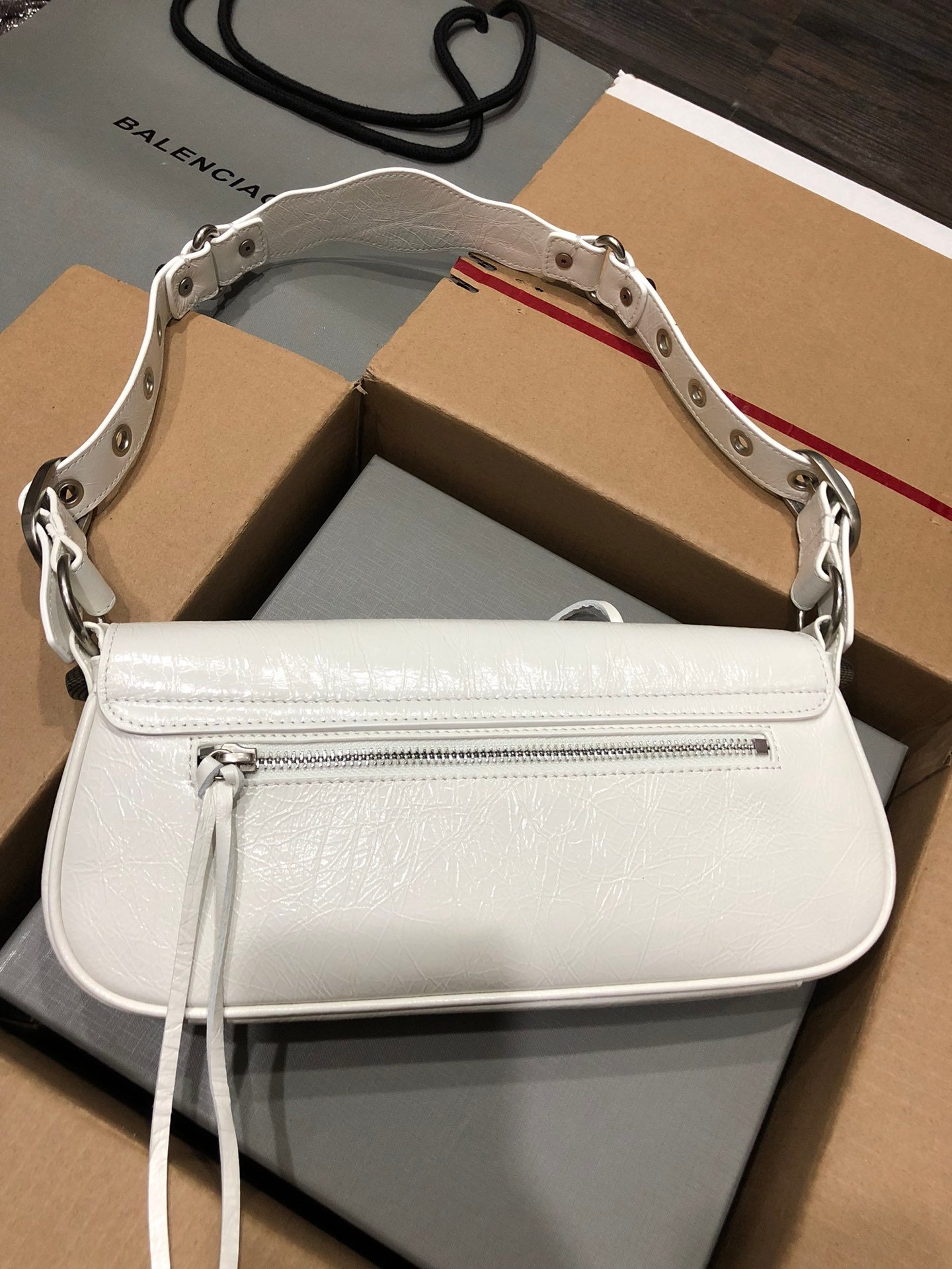 専櫃複刻BALENCIAGA巴黎世家 Le Cagole白色細紋牛皮革大號單肩包 