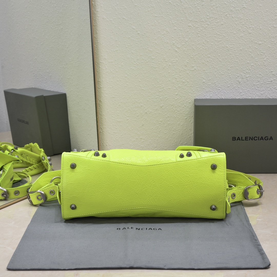 複刻高仿BALENCIAGA巴黎世家 Neo Cagole 細紋牛皮革手提包 中號亮藍