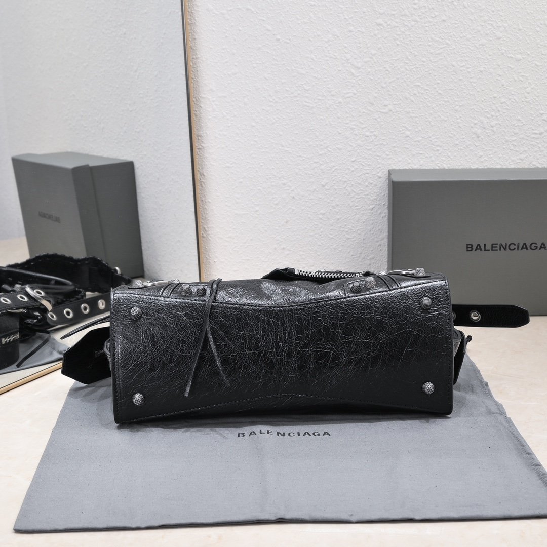 複刻高仿BALENCIAGA巴黎世家 Neo Cagole 細紋牛皮革手提包 中號黑色