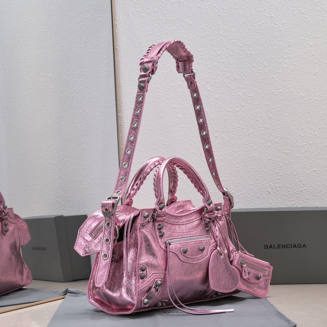複刻高仿BALENCIAGA巴黎世家 Neo Cagole 細紋牛皮革手提包 中號銀粉