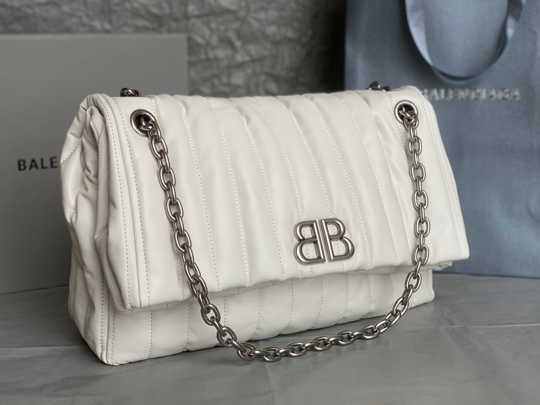 高仿複刻BALENCIAGA巴黎世家 Monaco白色絎縫薄牛皮革中號鏈帶包