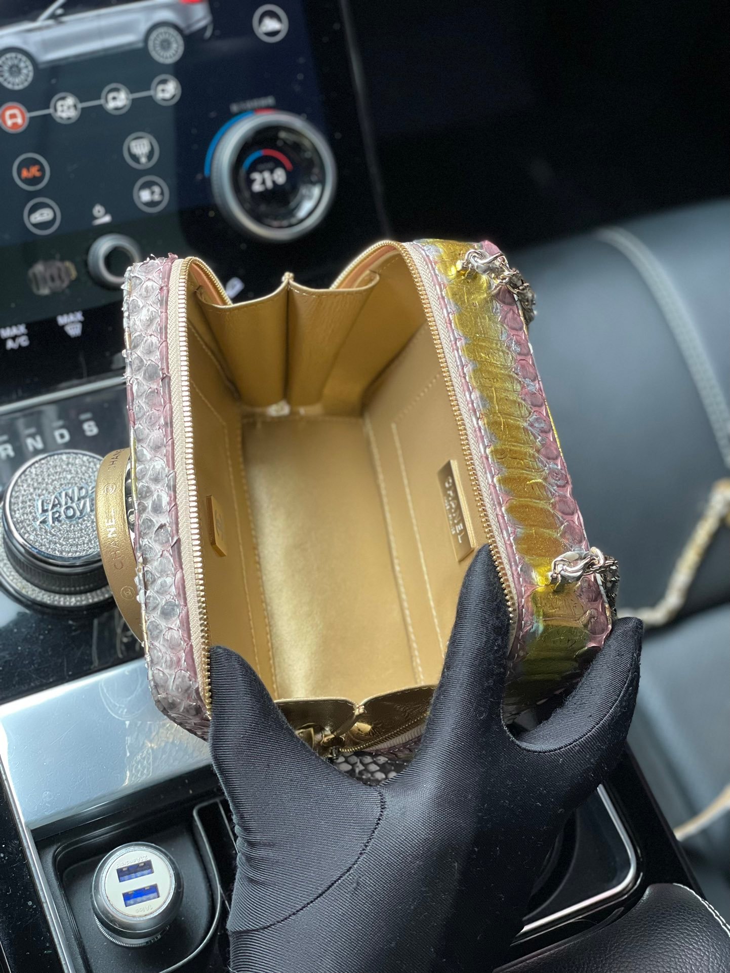 CHANEL一比一原单女款相机包手提包