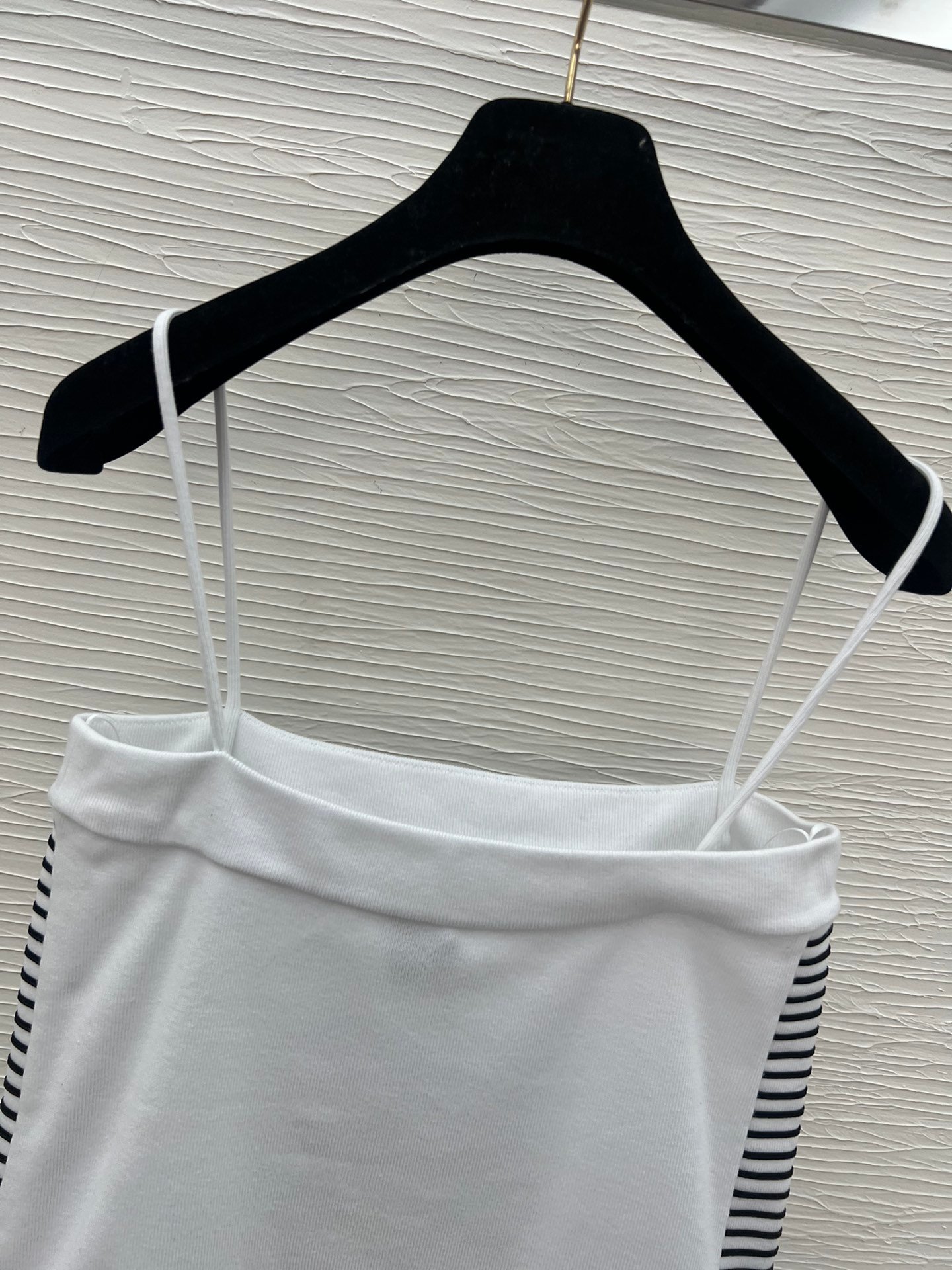 一比一復刻奢侈品香奈兒春夏新品雙C網紗logo短袖T恤 吊帶女款 情感感激感滿滿