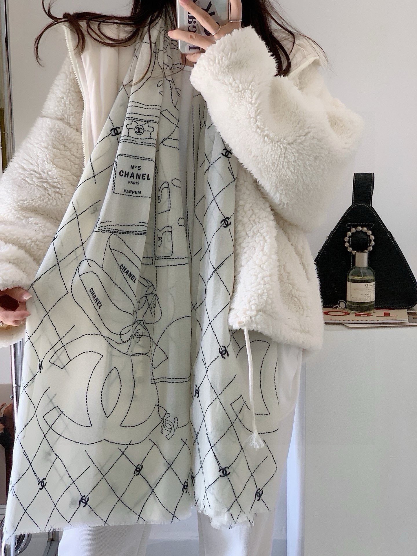 100%羊絨材質頂級CHANEL香奈兒高仿圍巾 頭頸圍巾 阿拉伯 流蘇