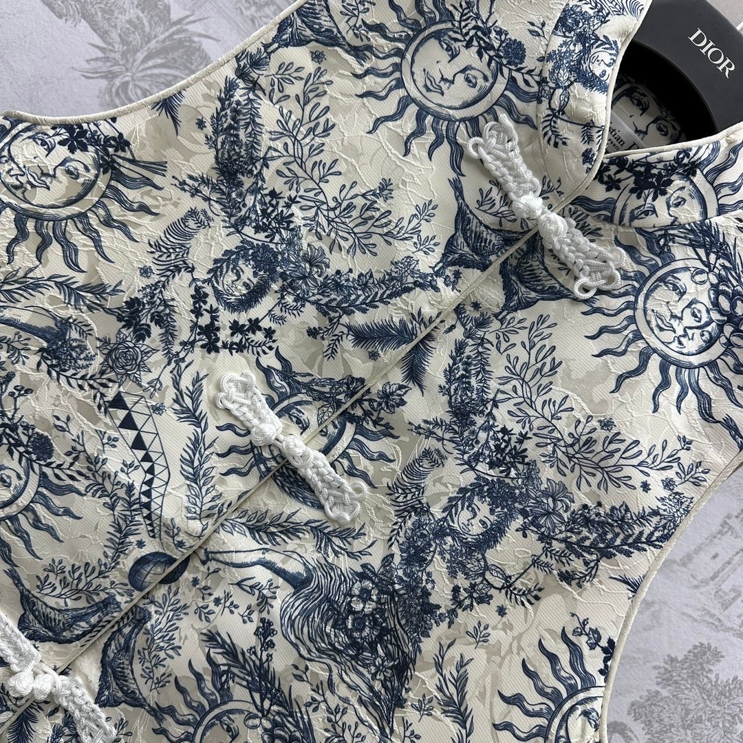 DIOR迪奧高仿太陽花盤扣馬甲無袖背心女款