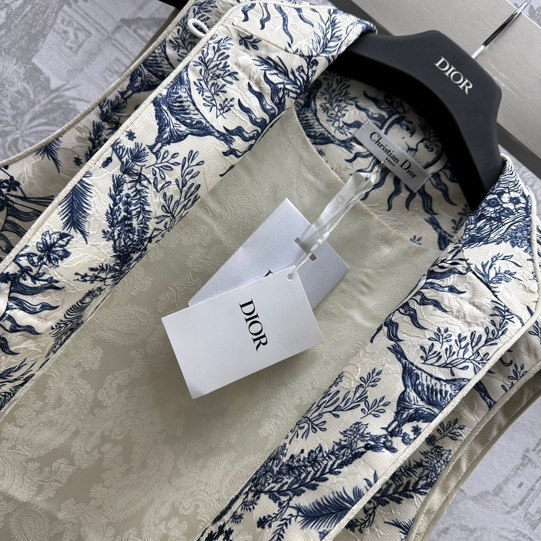 DIOR迪奧高仿太陽花盤扣馬甲無袖背心女款