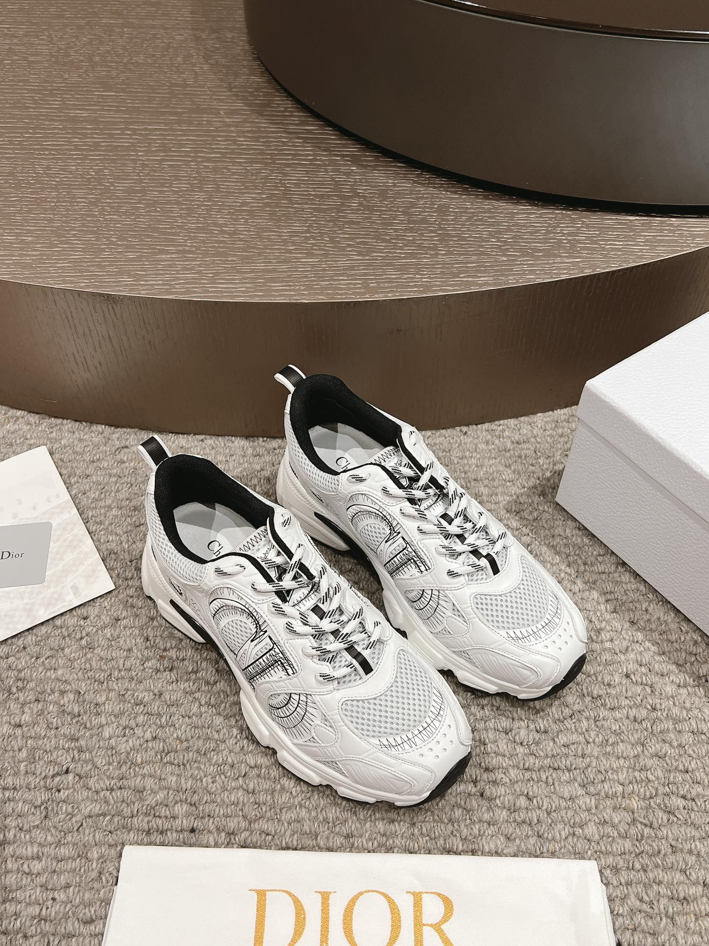 DIOR原單正品全新發售休閒鞋老爹鞋