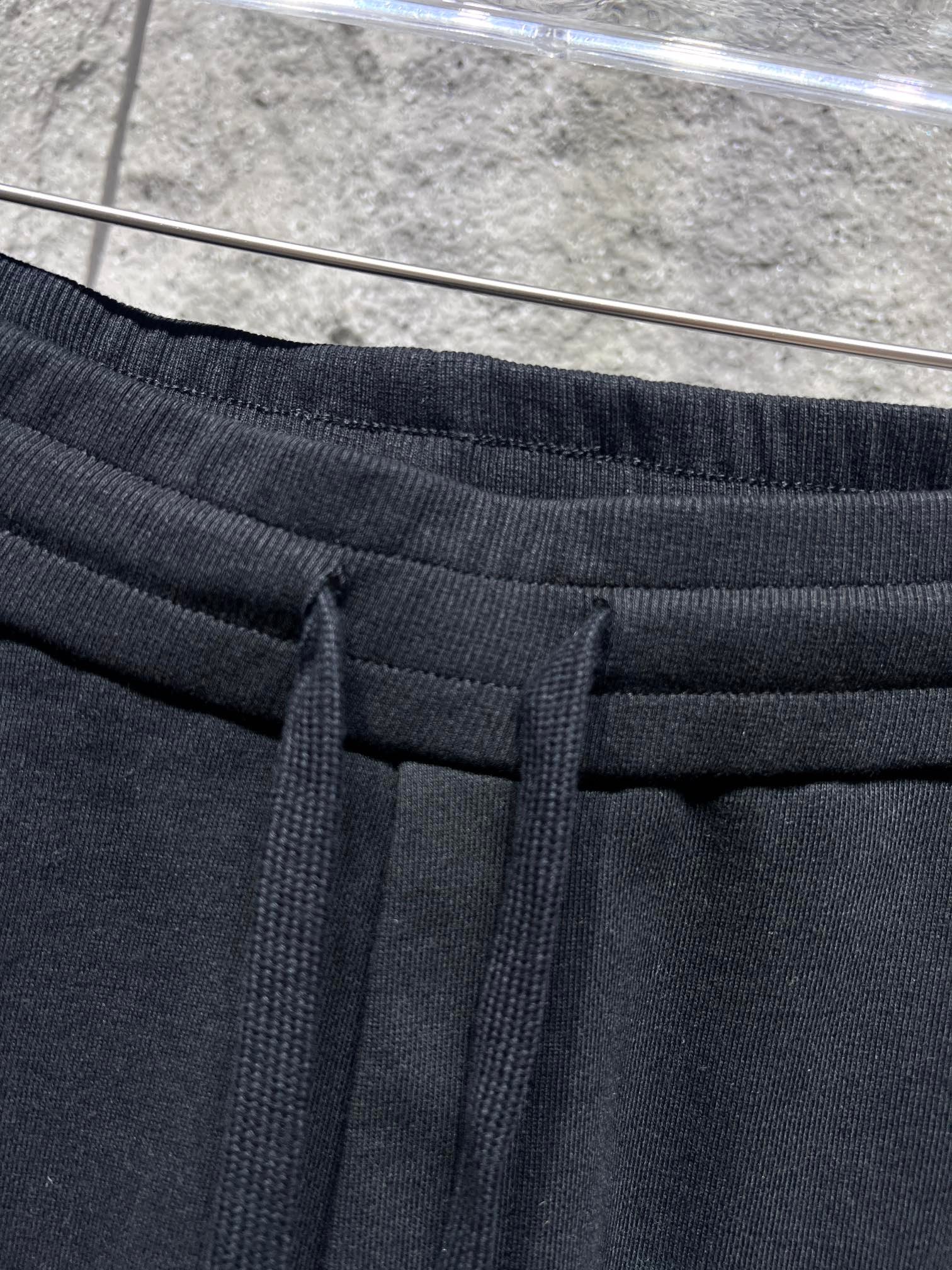 2024新品刺繡男裝紀梵希高仿休閒褲