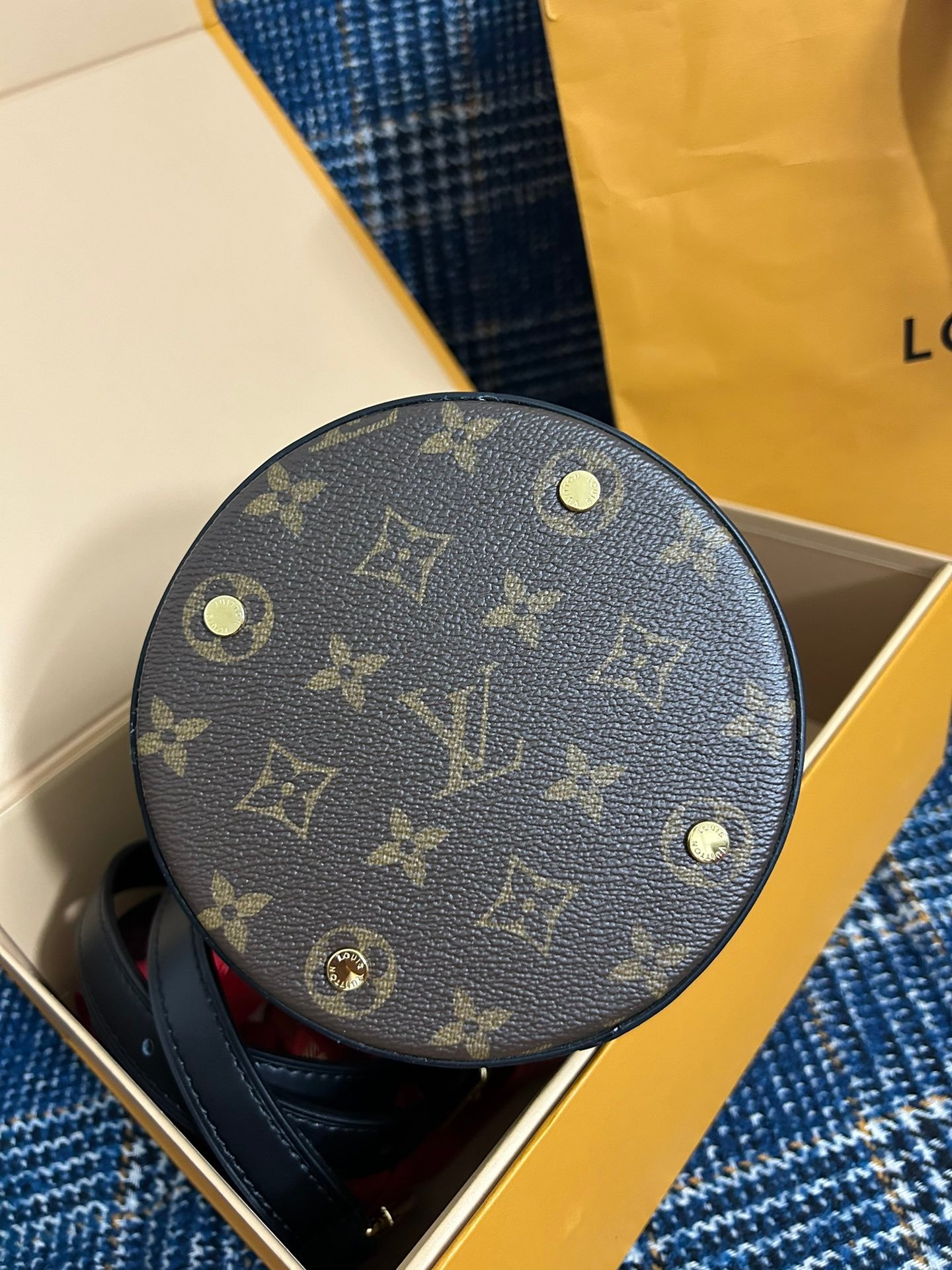 頂級原單LV高仿復刻M83480 Canoé手袋手提包水桶包