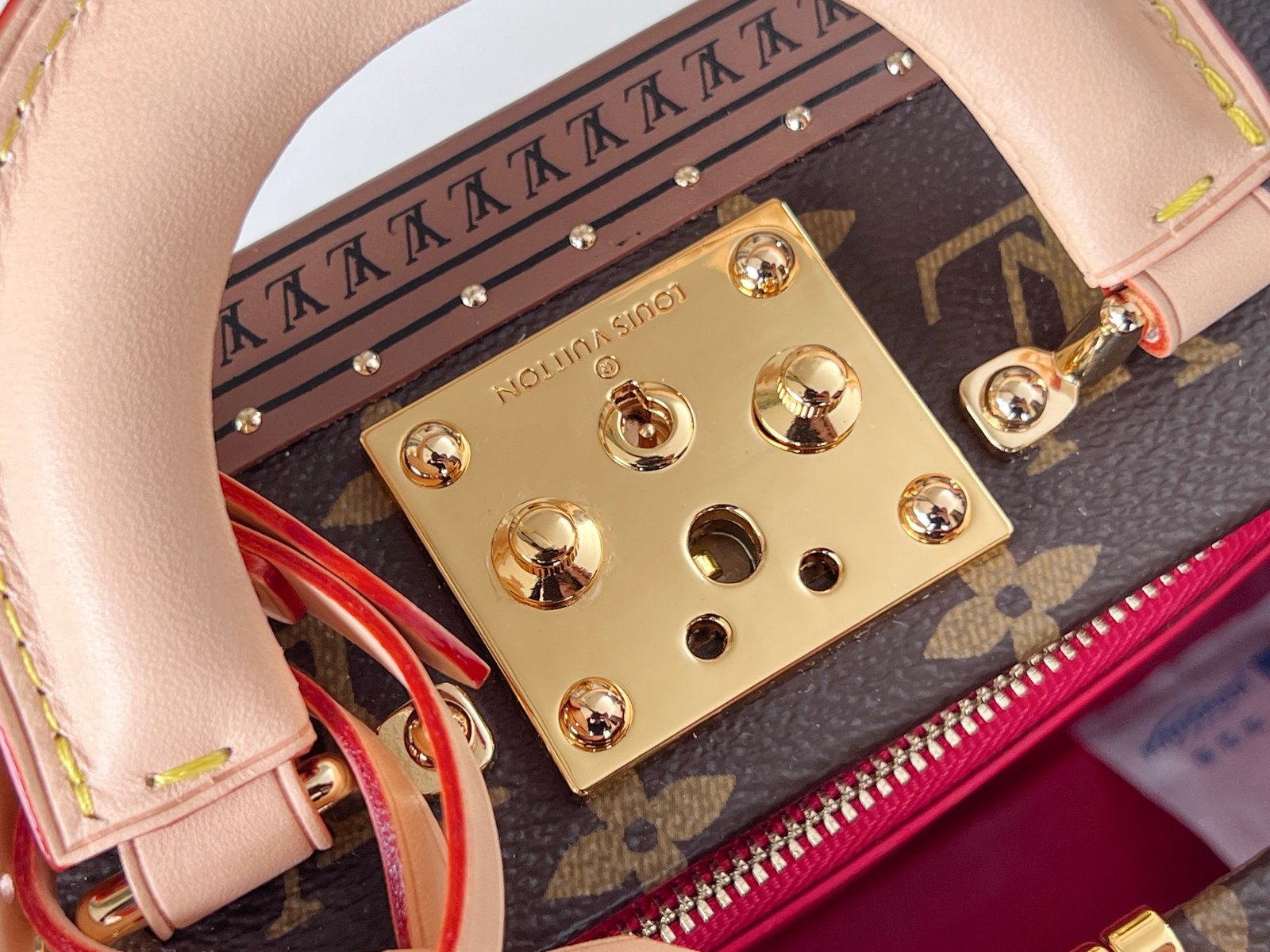 M45673路易威登LV高仿 valisette tresor 手袋 新品