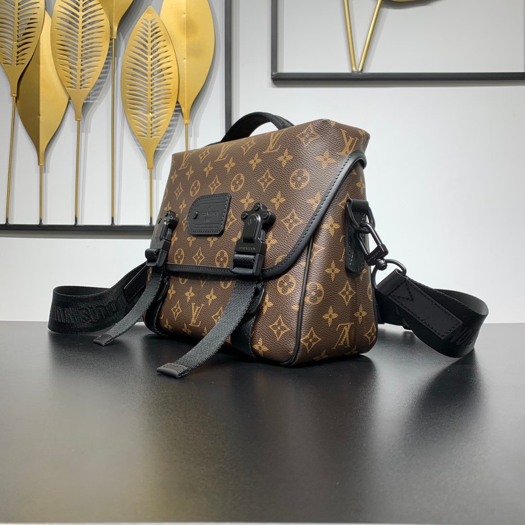 頂級高仿LV路易威登Monogram Macassar 男裝單肩包郵差包
