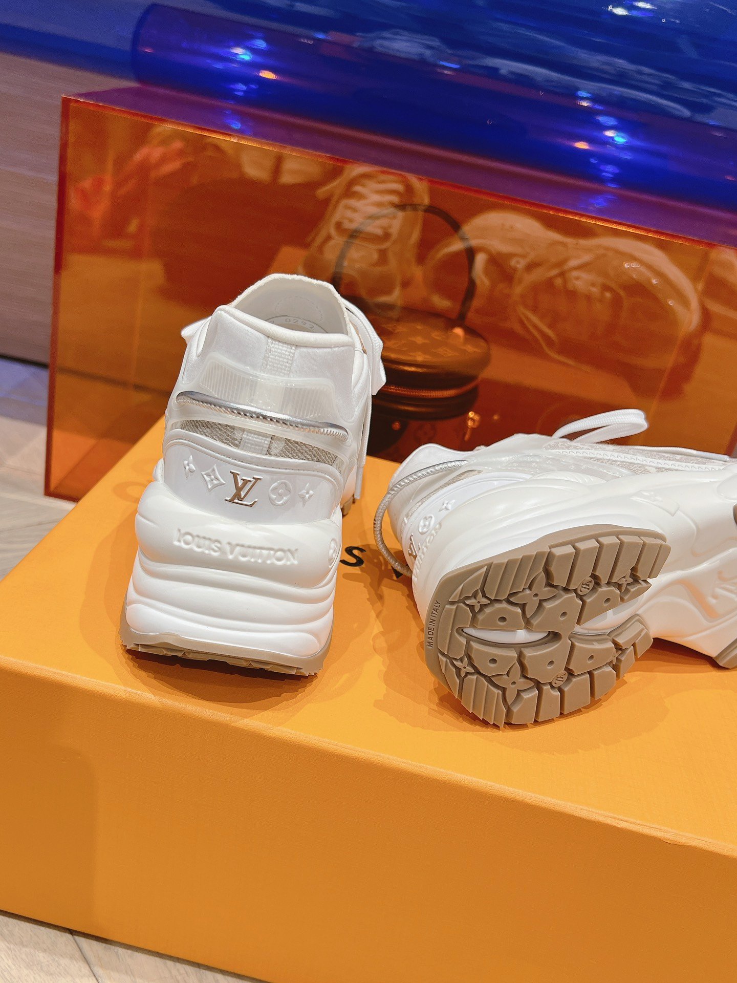 LOUIS VUITTON路易威登1:1复刻2024新品运动休闲鞋