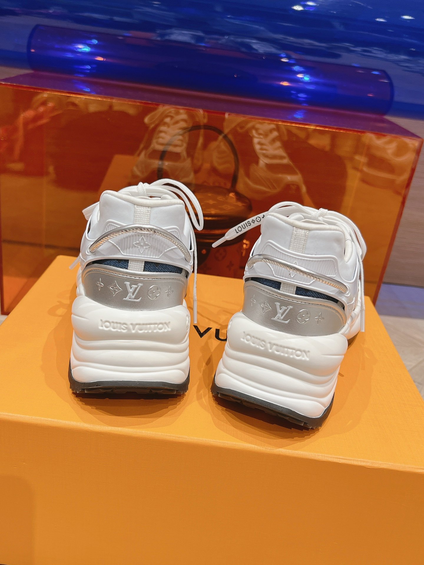 LOUIS VUITTON 高仿niek联名低帮运动休闲鞋