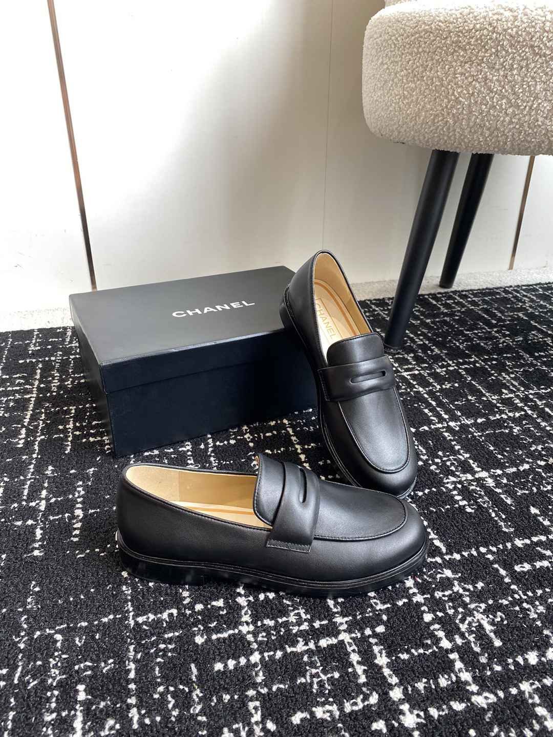 CHANEL珍珠風頂級原單休閒皮鞋休閒鞋 樂福鞋