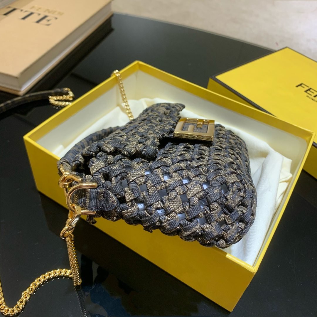頂級A貨老花編輯法棍包芬迪包包女款 老花設計