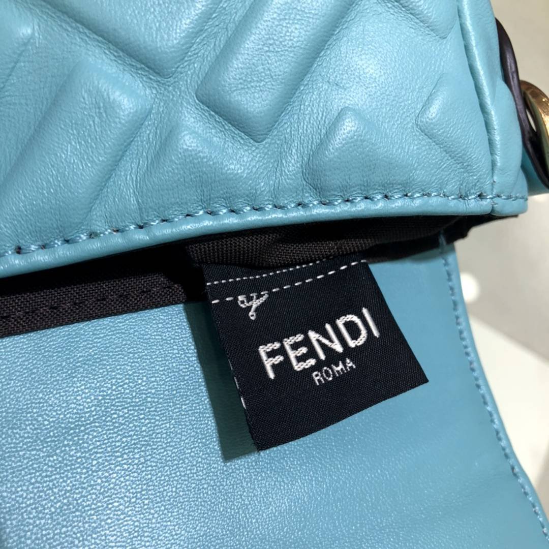 高仿包包那裡購買頂級芬迪Fendi單肩包斜挎包