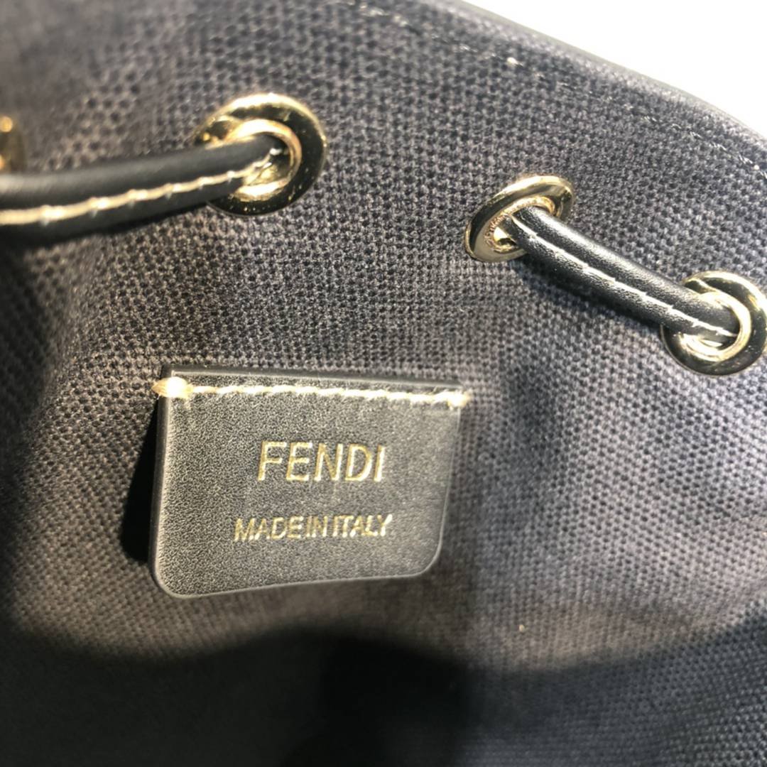 編輯真皮一比一復刻奢侈品Fendi肩背包水桶包