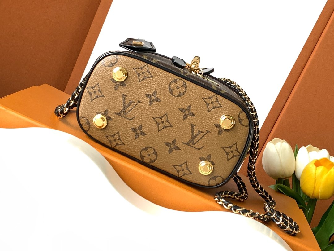 M45165意大利A級五金真皮材質高仿LV化妝包