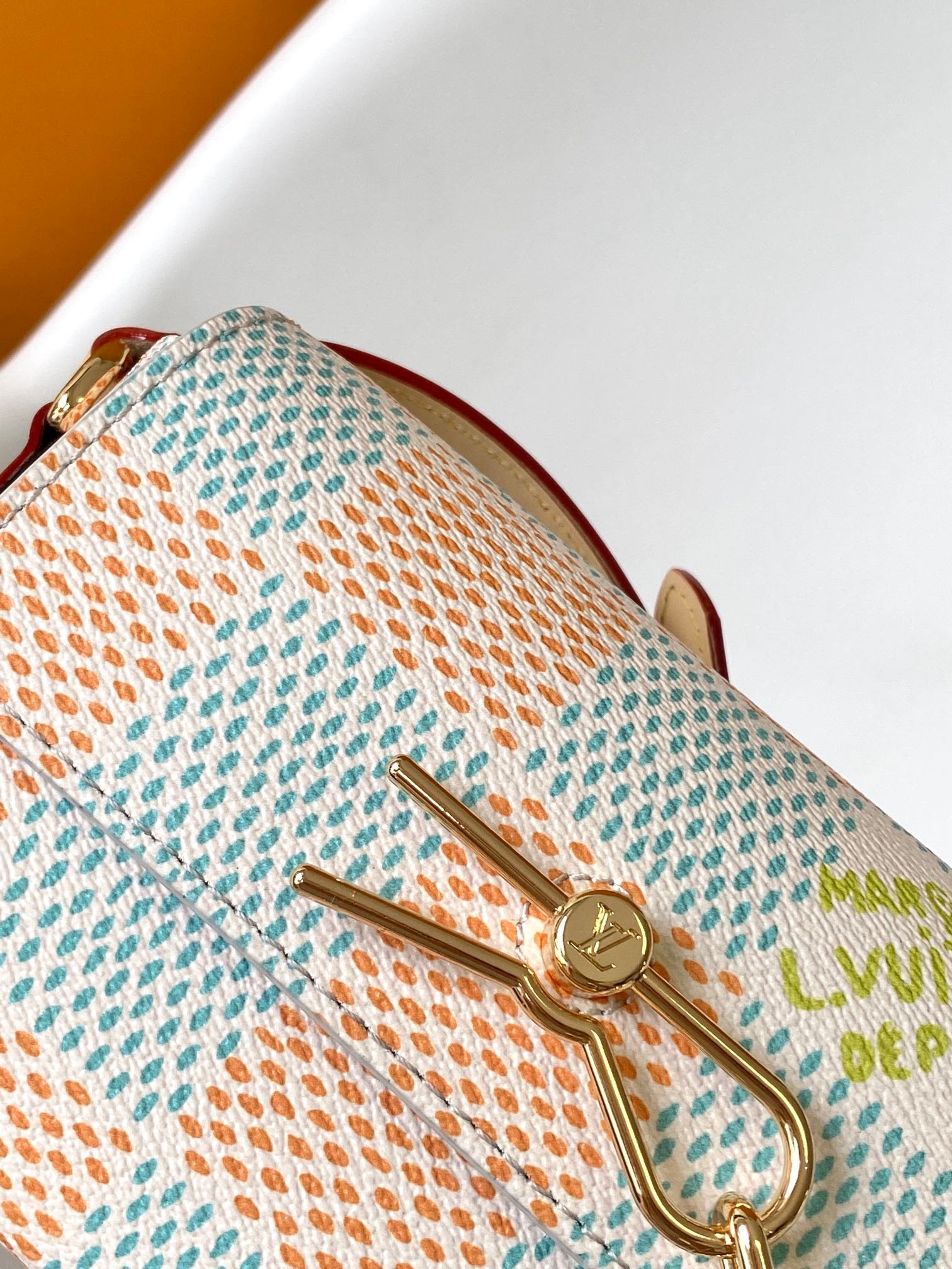 M40674頂級高仿路易威登LV真皮包包 Damier Heritage 單肩包 mini