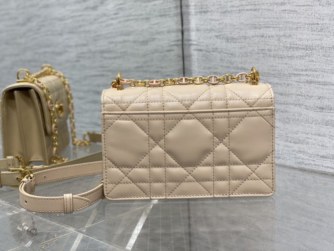 Miss Caro Woc DIOR一比一原單包包斜挎包化妝包