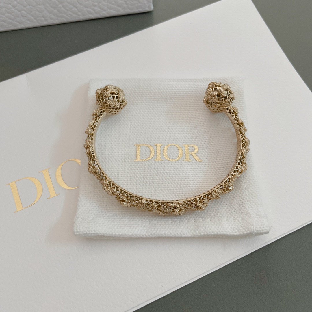 DIOR開口手鐲時尚走秀款高仿